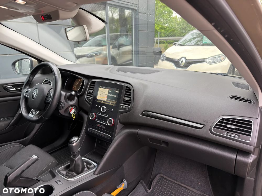 Renault Megane 1.5 Blue dCi Business - 28