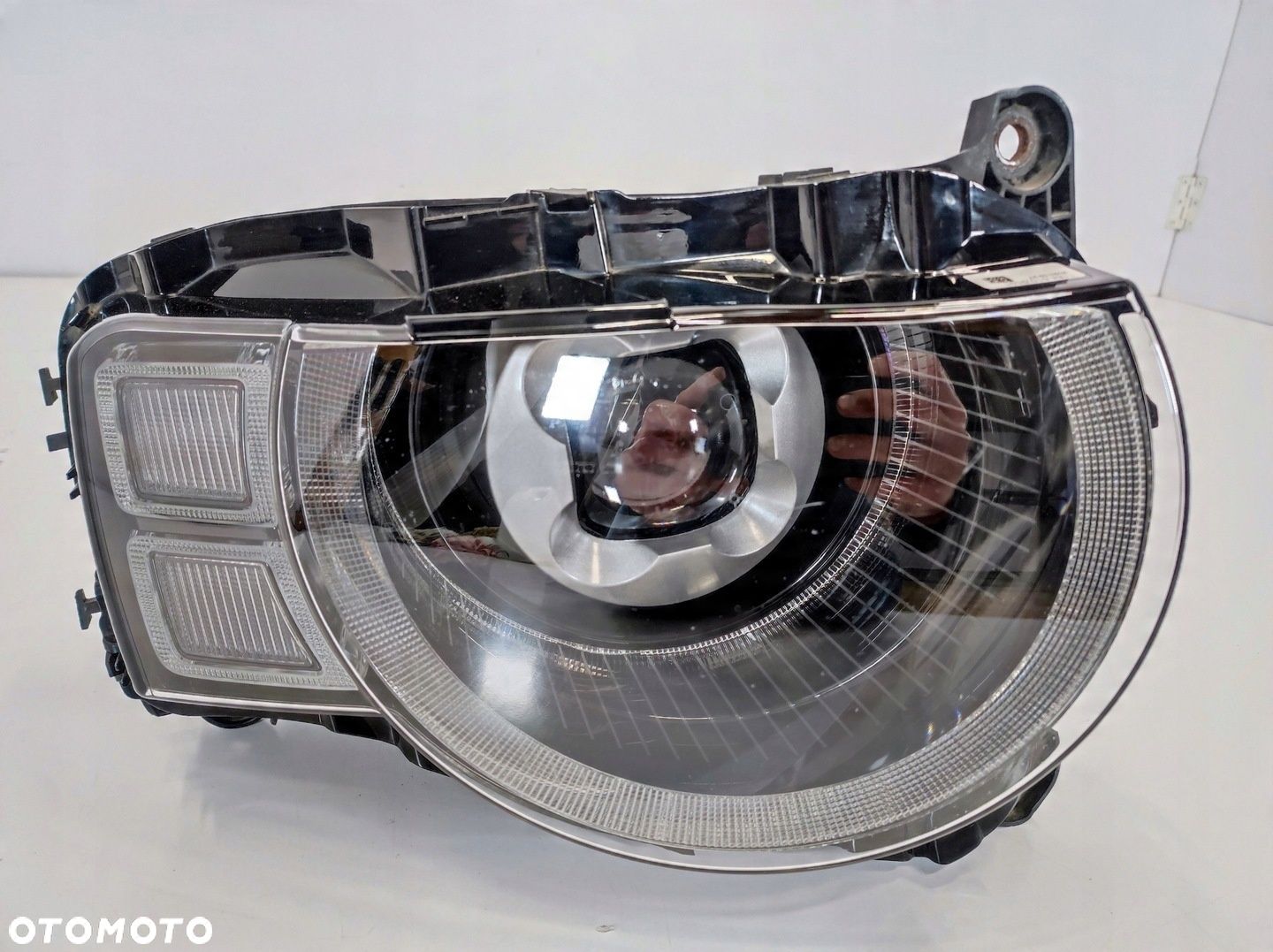 LAMPA PRZÓD PRAWA LAND ROVER DEFENDER L663 II FULL LED L8B2-13W029-EF EU - 1