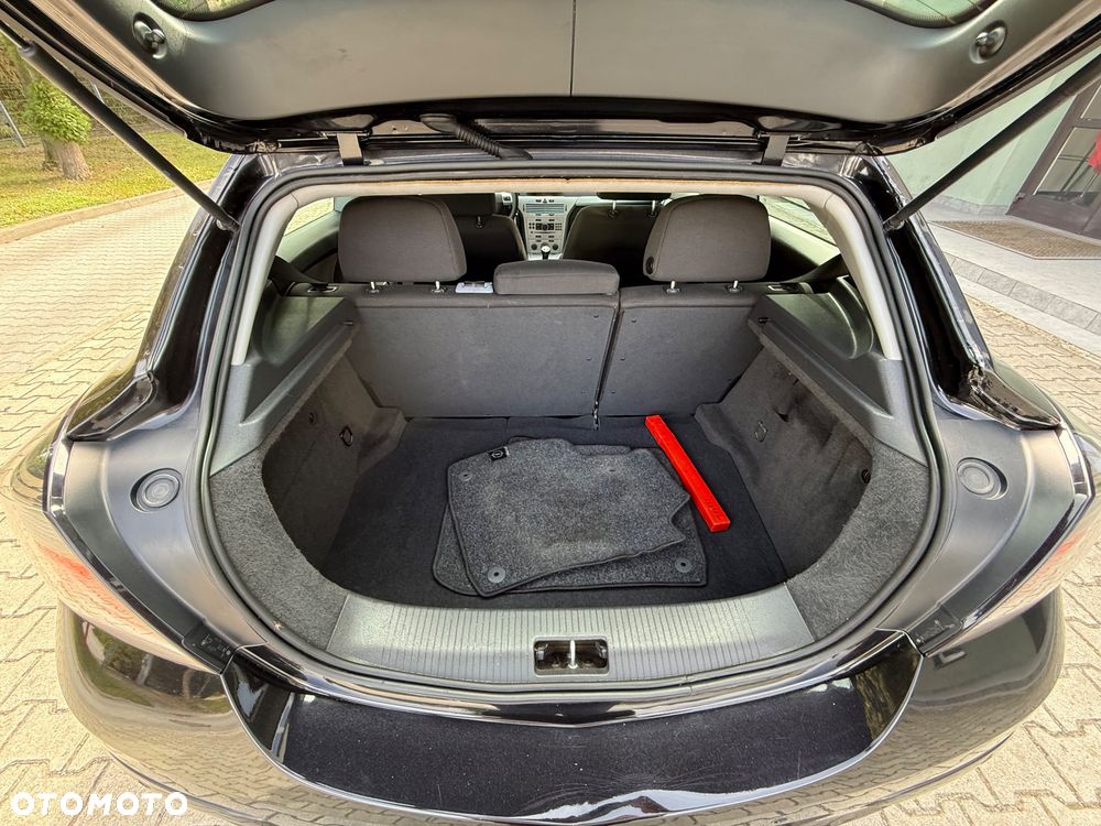 Opel Astra 1.4 Edition 111 Jahre - 9