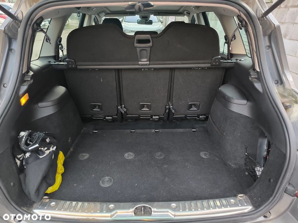 Peugeot 308 1.6 Premium - 12