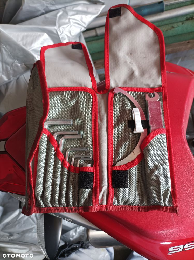 MV AGUSTA Brutale - 15