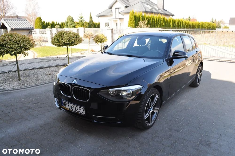 BMW Seria 1 118d Sport Line - 2