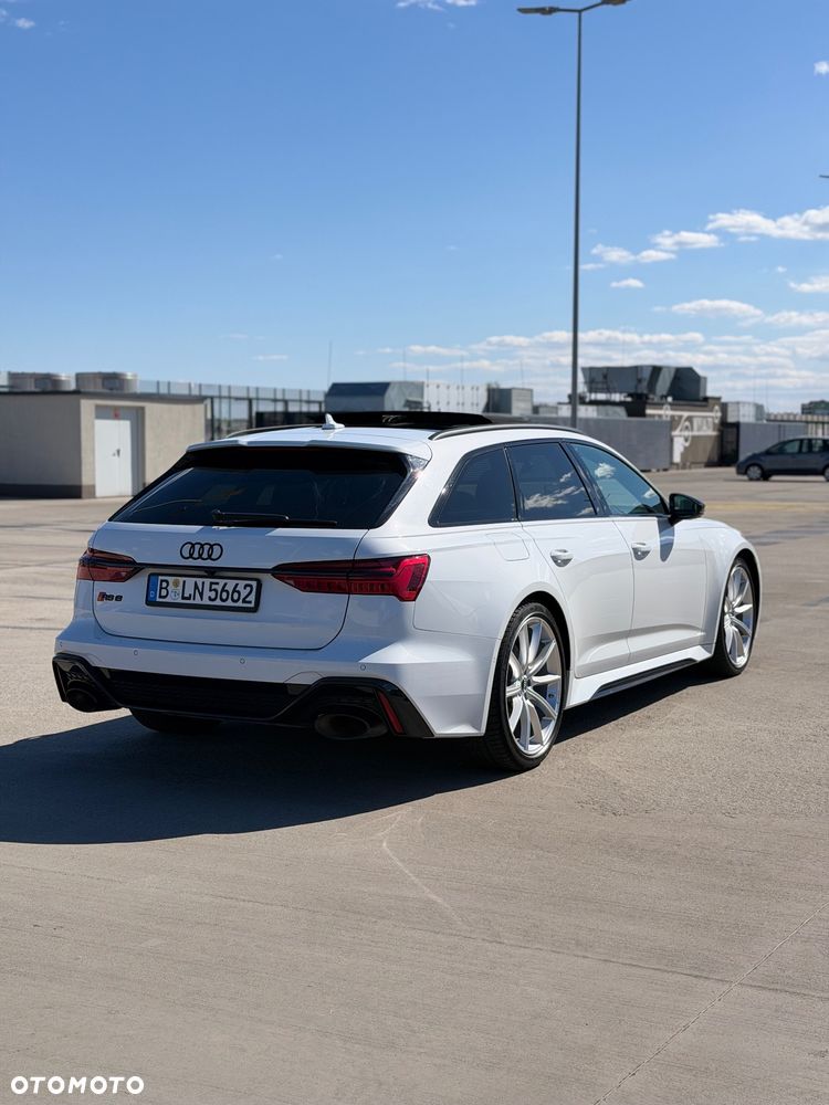 Audi RS6 Avant - 2