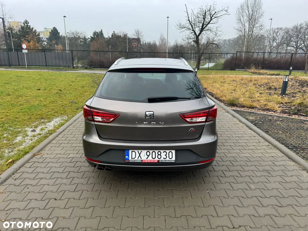 Seat Leon 1.8 TSI Start&Stop DSG FR - 4