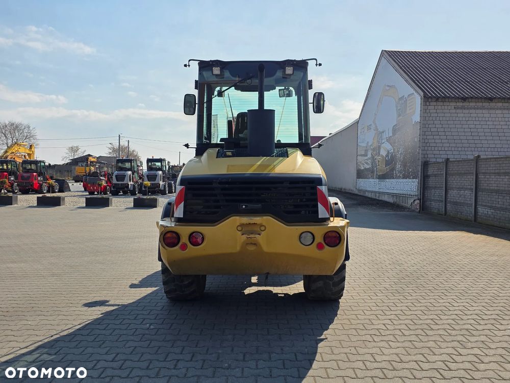 Caterpillar 908H2, 2014 ROK, 5700 MTH, ŁYŻKA OTWIERANA + WIDŁY - 4