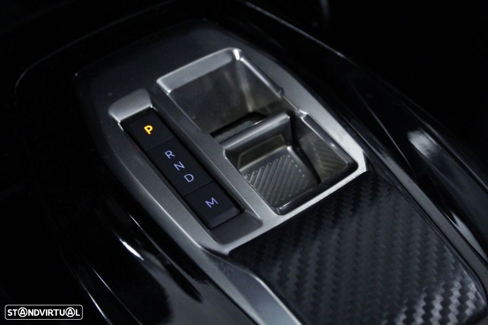 Peugeot 208 1.2 Hybrid Allure e-DCS6 - 32