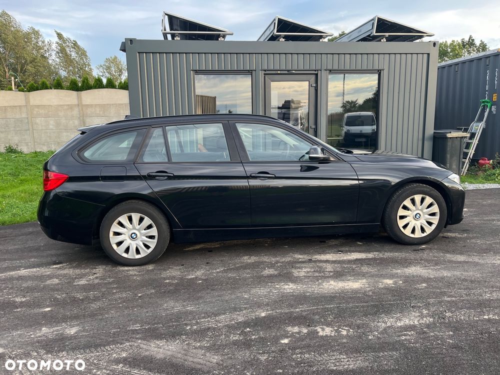 BMW Seria 3 318d - 4