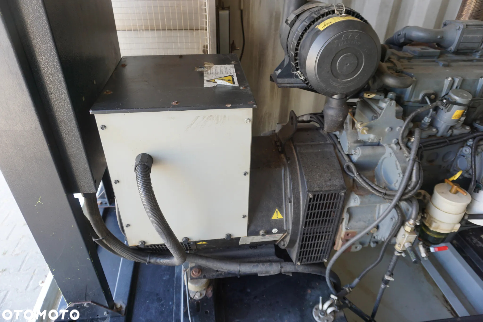 Pramac GSW65 (Silnik: DEUTZ + Generator STANFORD) 63KVA 50KW - 9