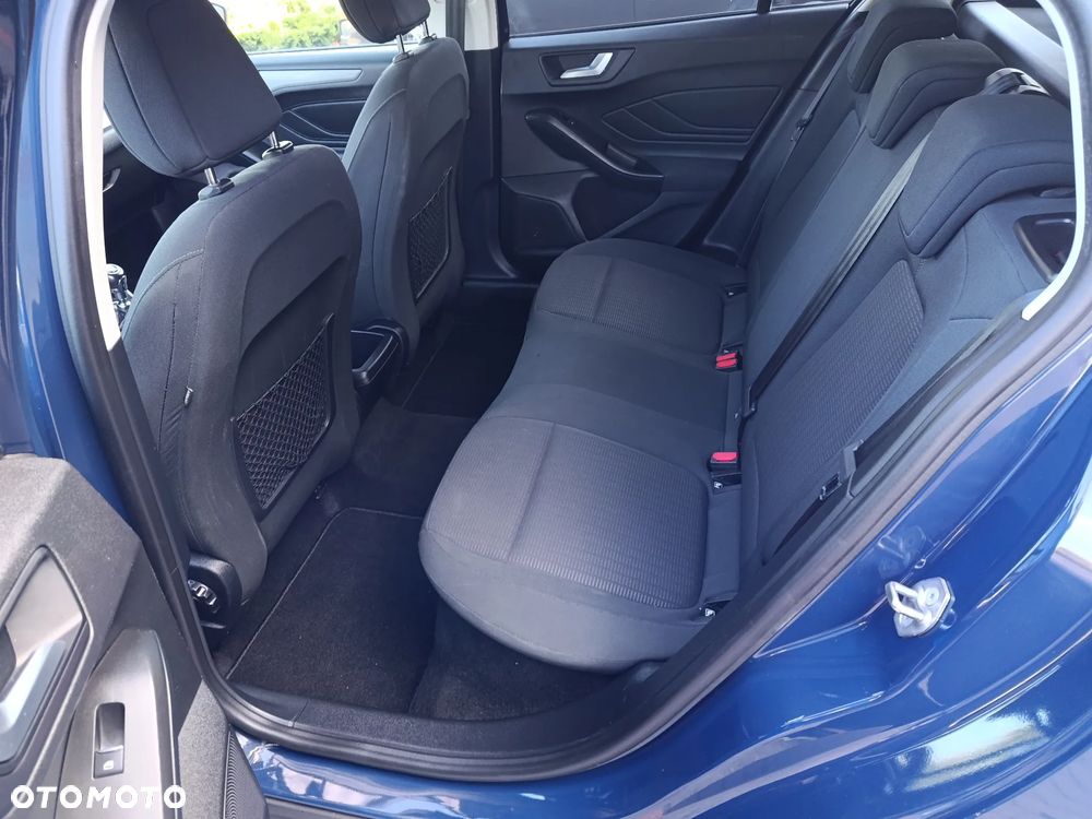 Ford Focus - 12