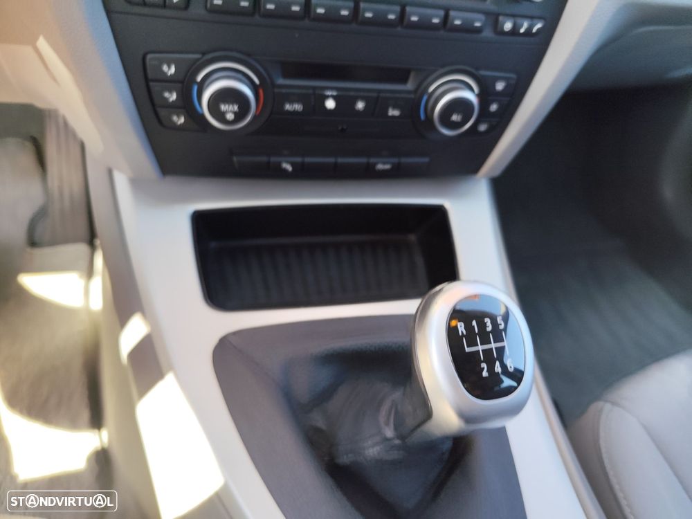 BMW 316 d Touring - 12
