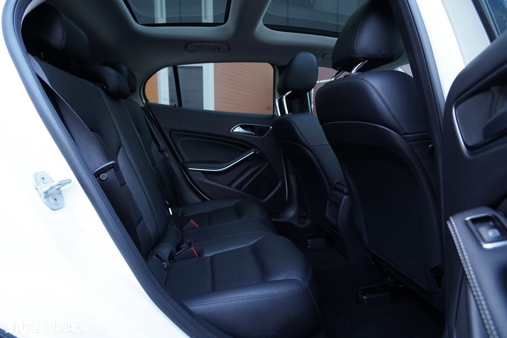 Mercedes-Benz GLA 200 (CDI) d 4Matic 7G-DCT AMG Line - 21