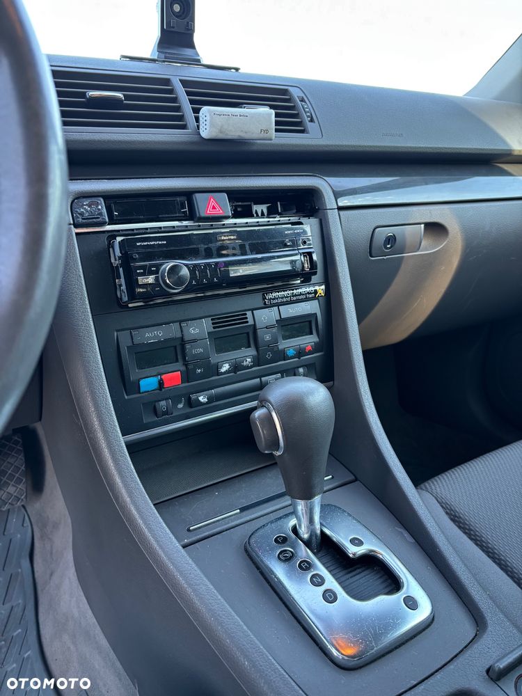 Audi A4 Avant 1.8 T multitronic - 14