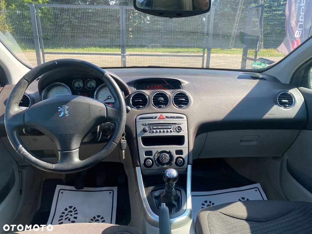 Peugeot 308 150 THP Platinum - 16