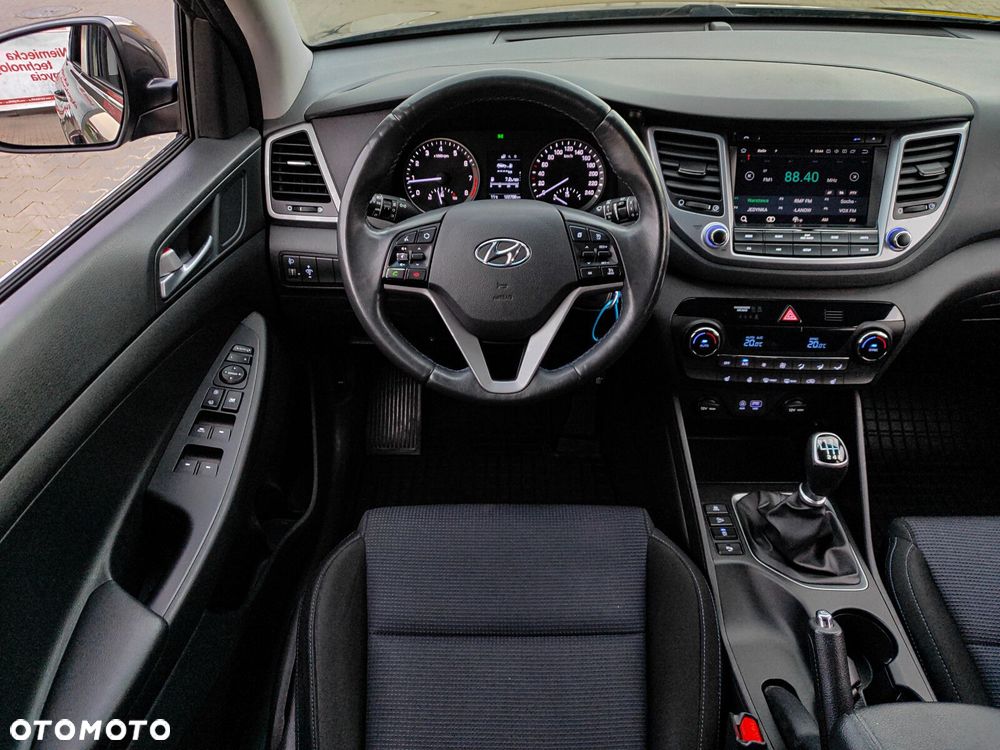 Hyundai Tucson 1.6 GDI BlueDrive Comfort 2WD - 17