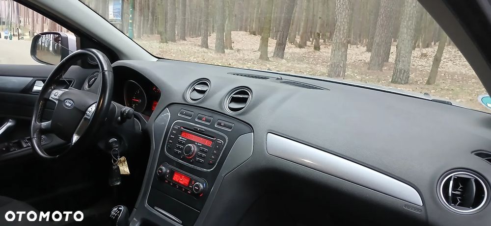 Ford Mondeo 2.0 TDCi Trend - 15