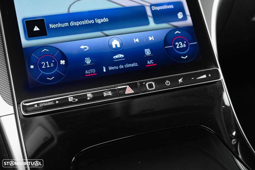 Mercedes-Benz C 300 e AMG Line - 36