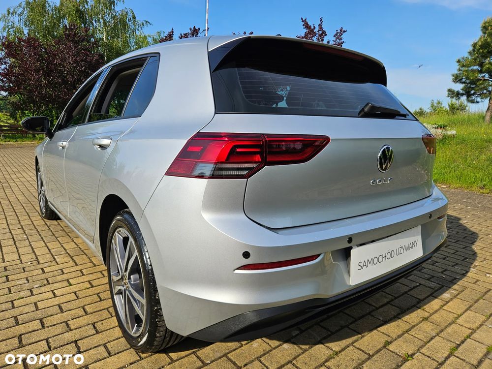 Volkswagen Golf VIII 2.0 TDI - 10