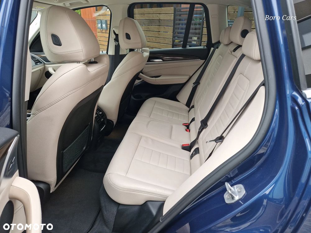BMW X3 xDrive20d xLine - 12