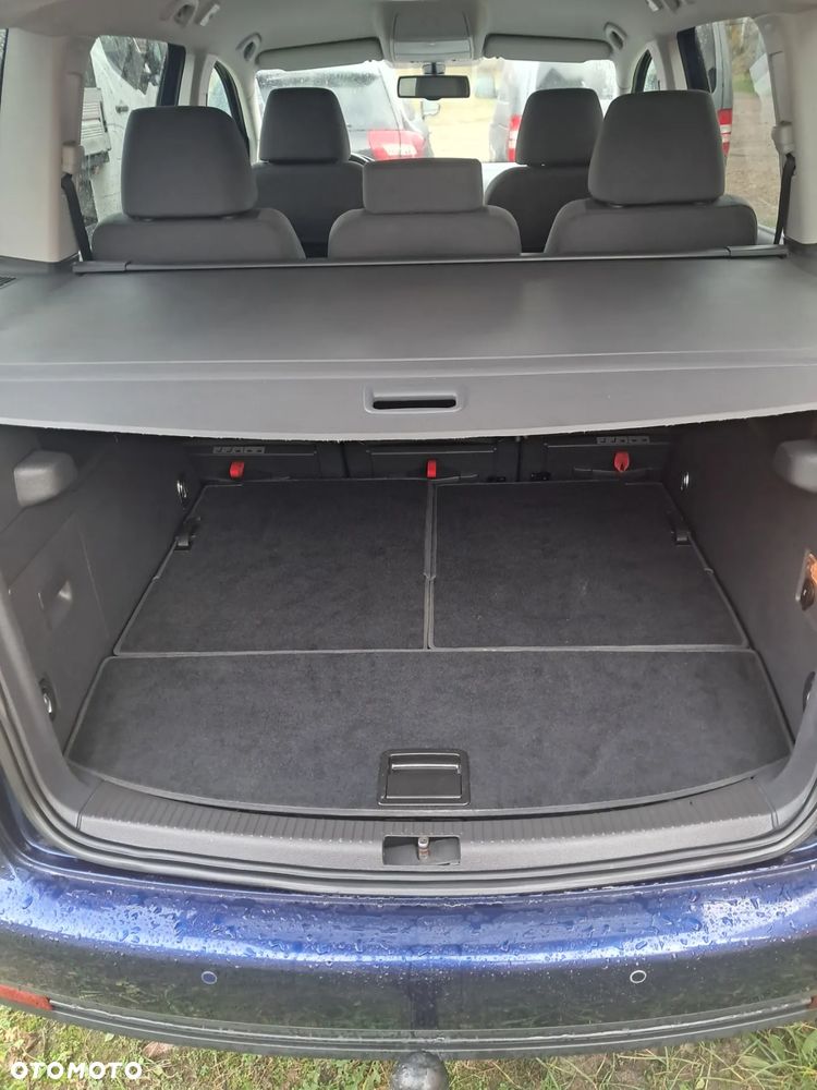 Volkswagen Touran 1.4 TSI Conceptline DSG - 12