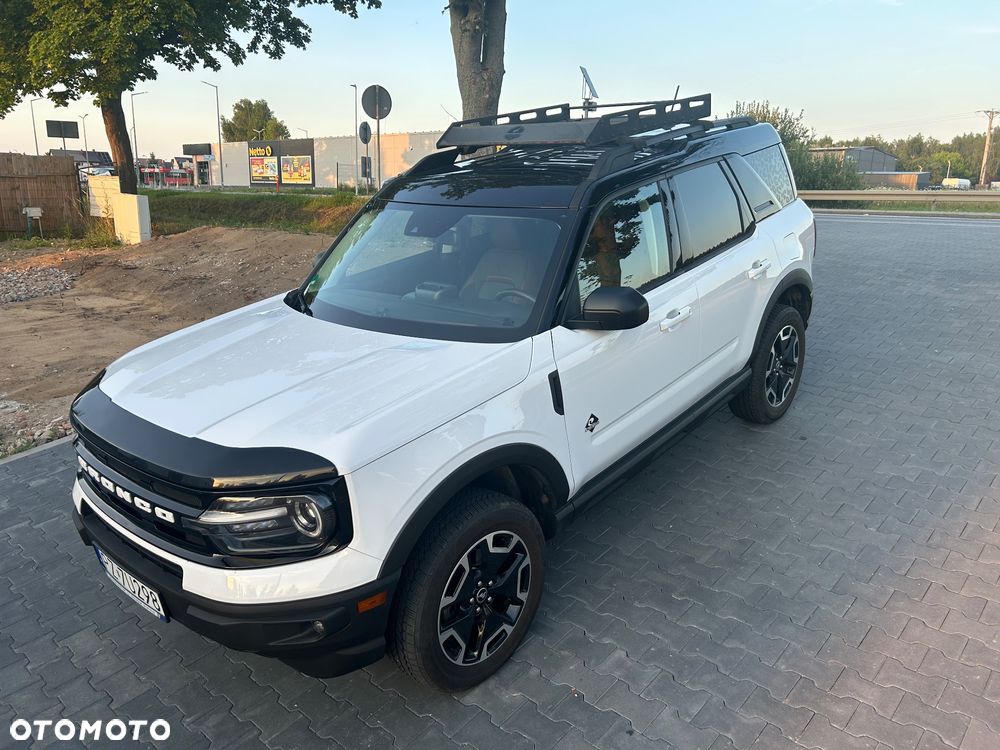 Ford Bronco - 3