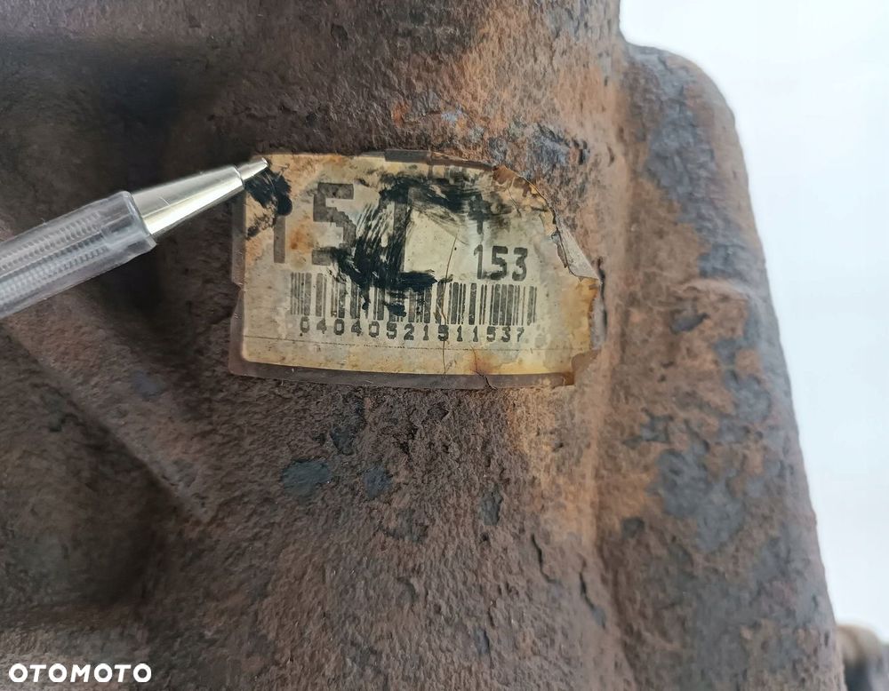 MOST TYLNY TYŁ DYFER TOYOTA SIENNA 03-10R - 6