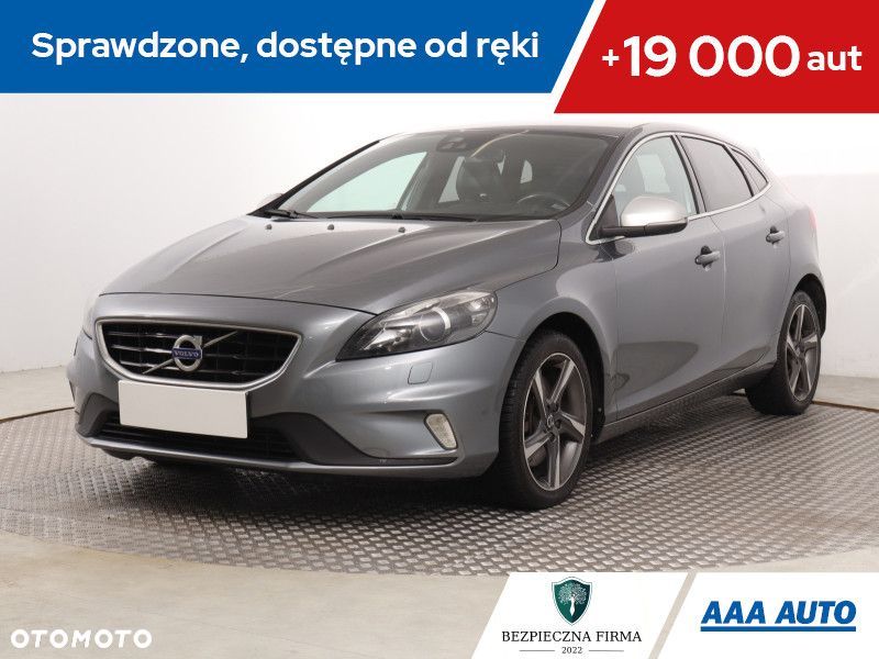 Volvo V40 - 2
