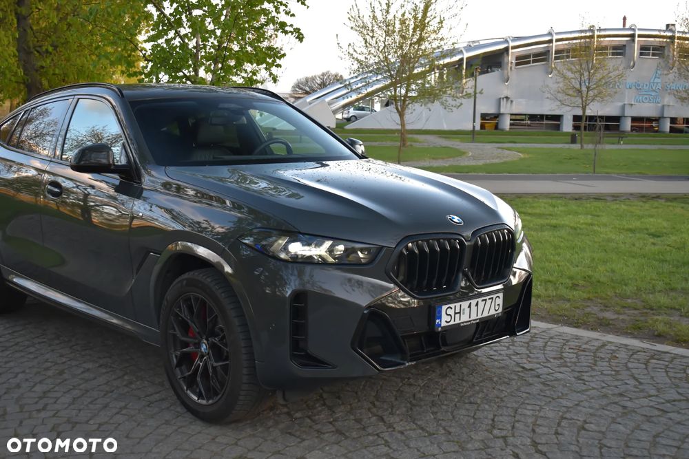 BMW X6M - 10