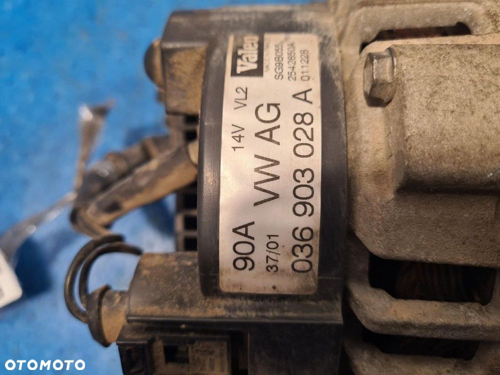 VOLKSWAGEN NEW BEETLE ALTERNATOR 036903028A BCA - 5