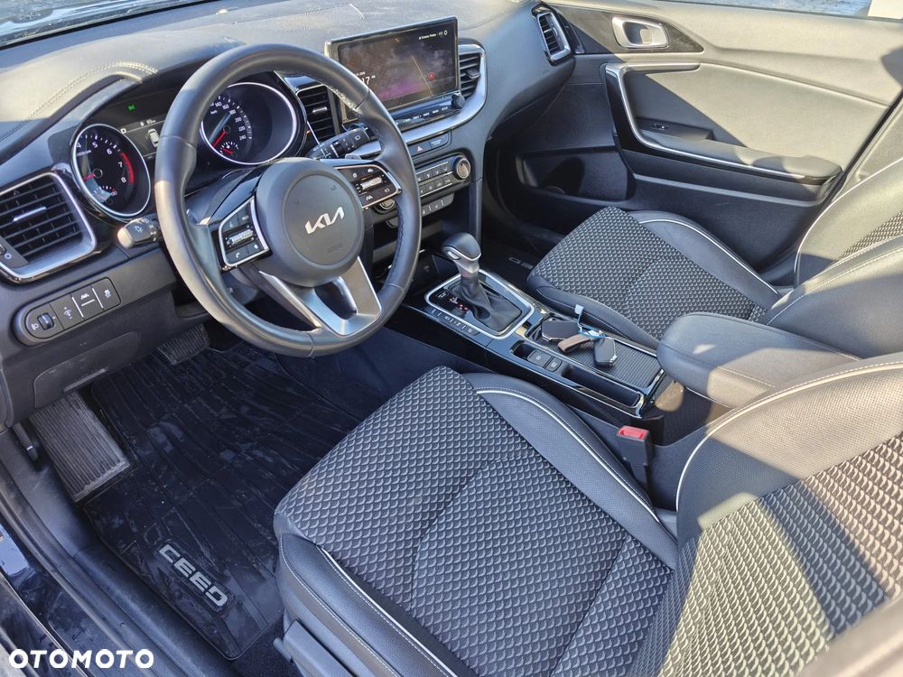 Kia Ceed 1.5 T-GDI Tribute DCT - 13