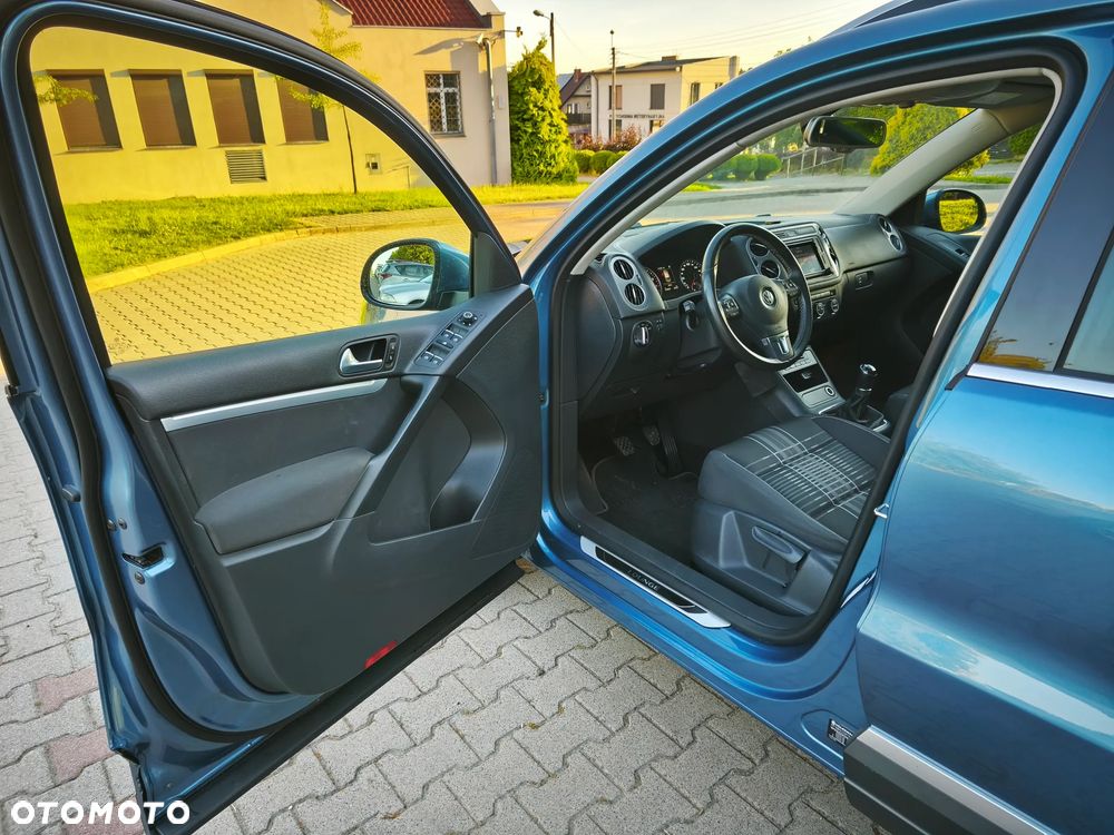 Volkswagen Tiguan - 13