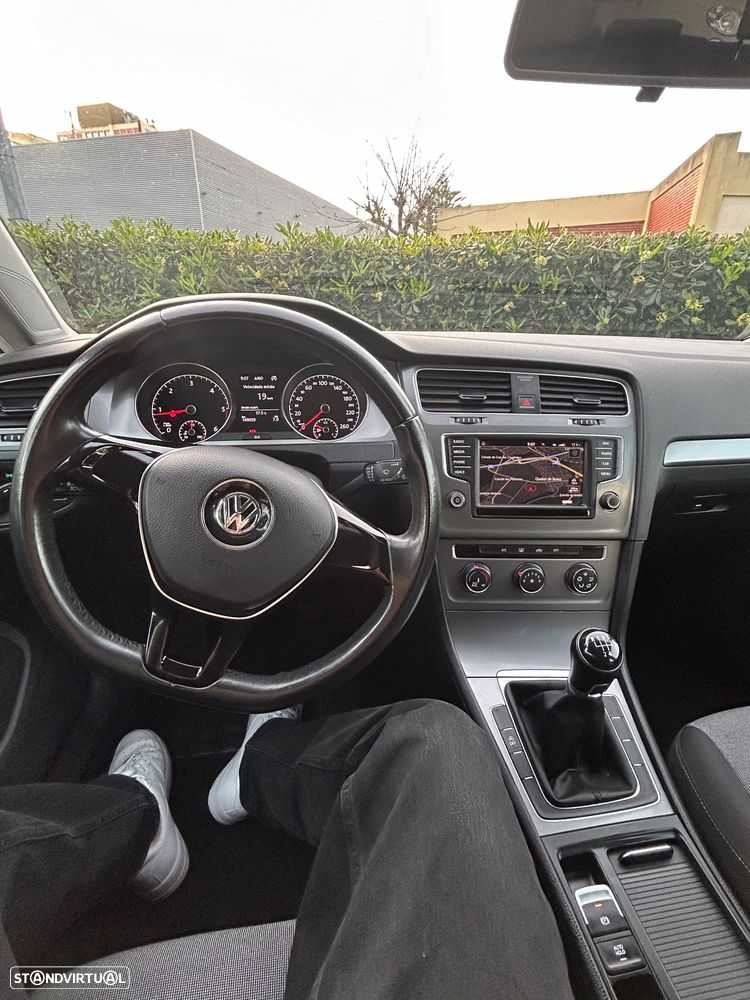 VW Golf 1.6 TDi BlueMotion Confortline - 10
