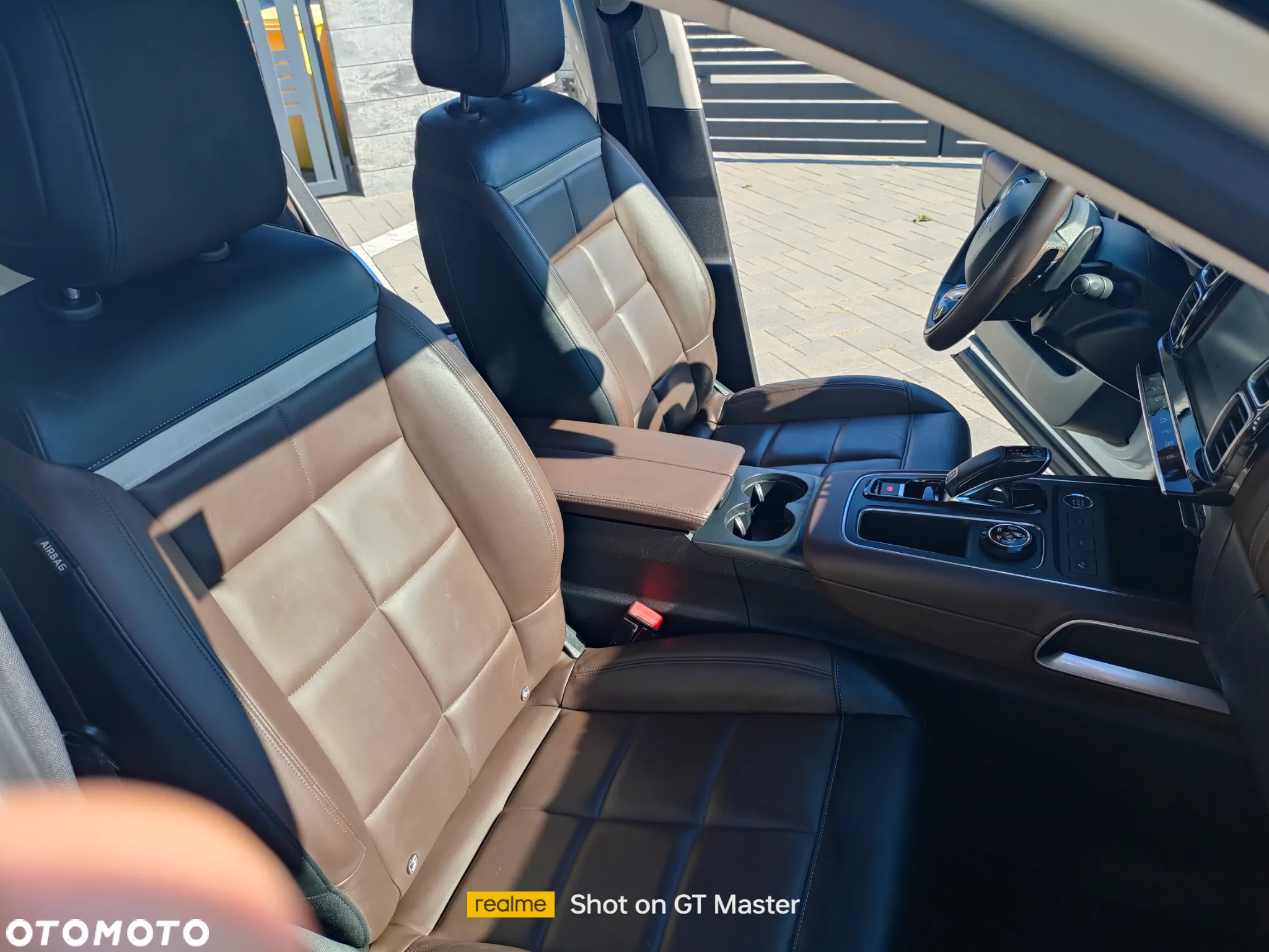 Citroën C5 Aircross 1.6 PureTech Shine EAT8 - 23