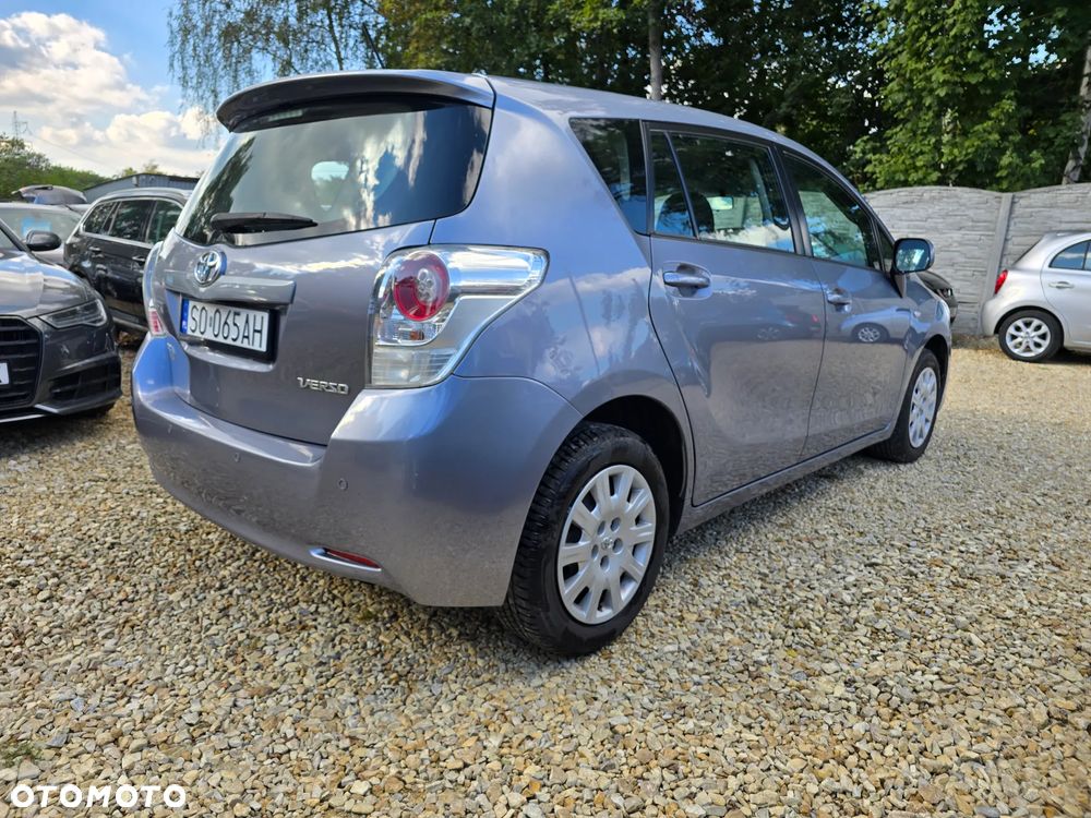 Toyota Verso 1.6 Sol EU5 - 5