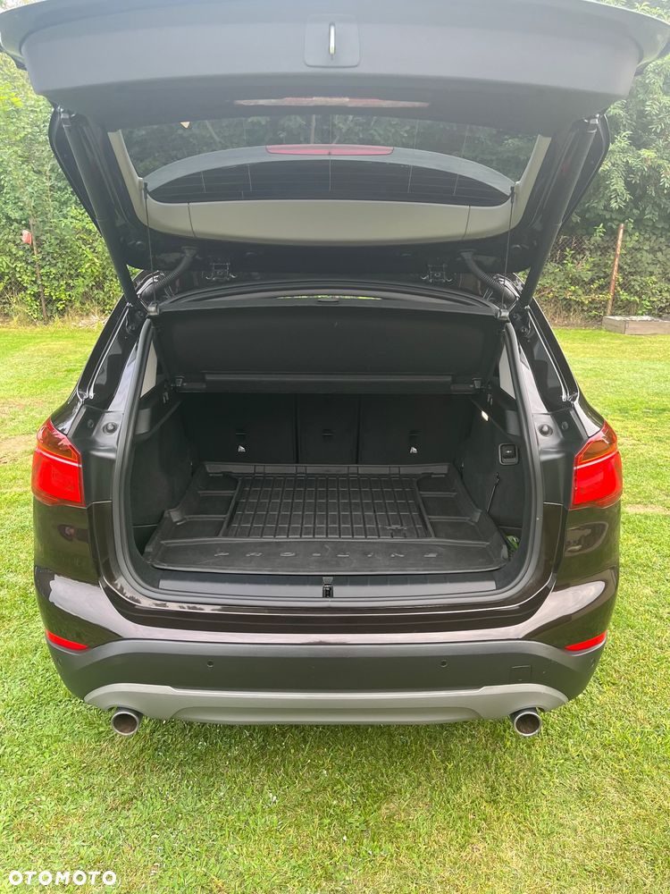 BMW X1 xDrive25d xLine - 22