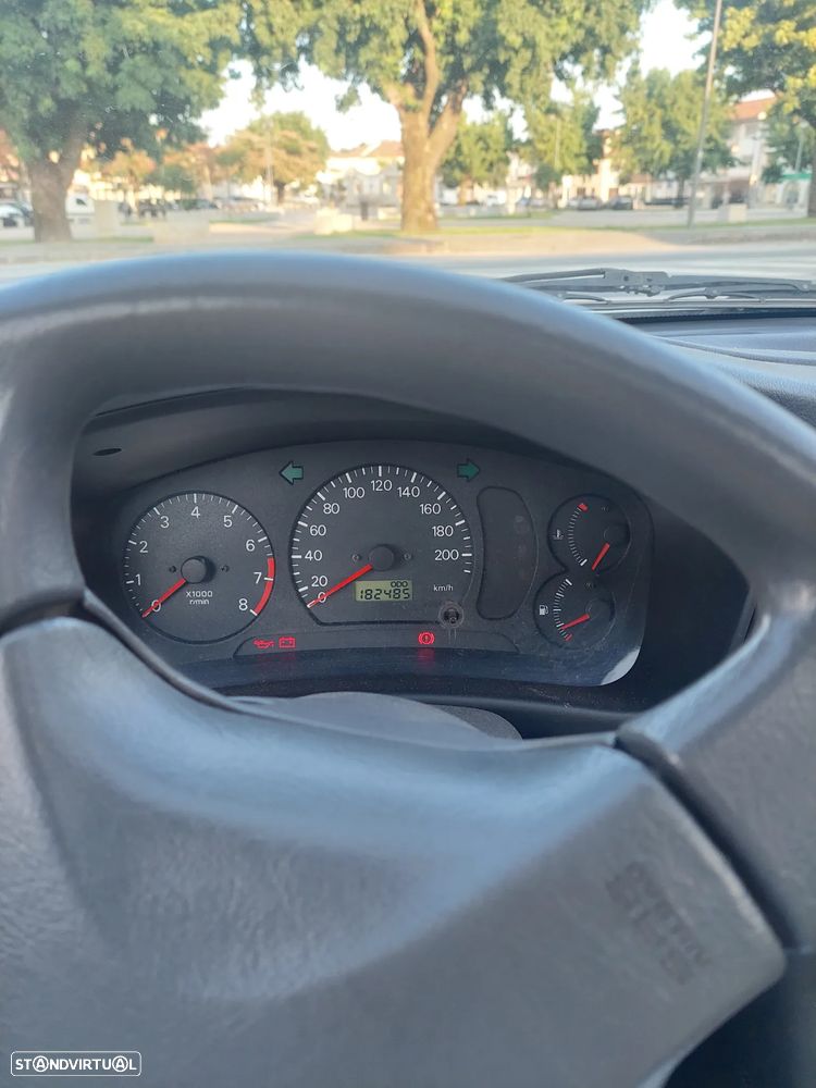 Mitsubishi Lancer - 2