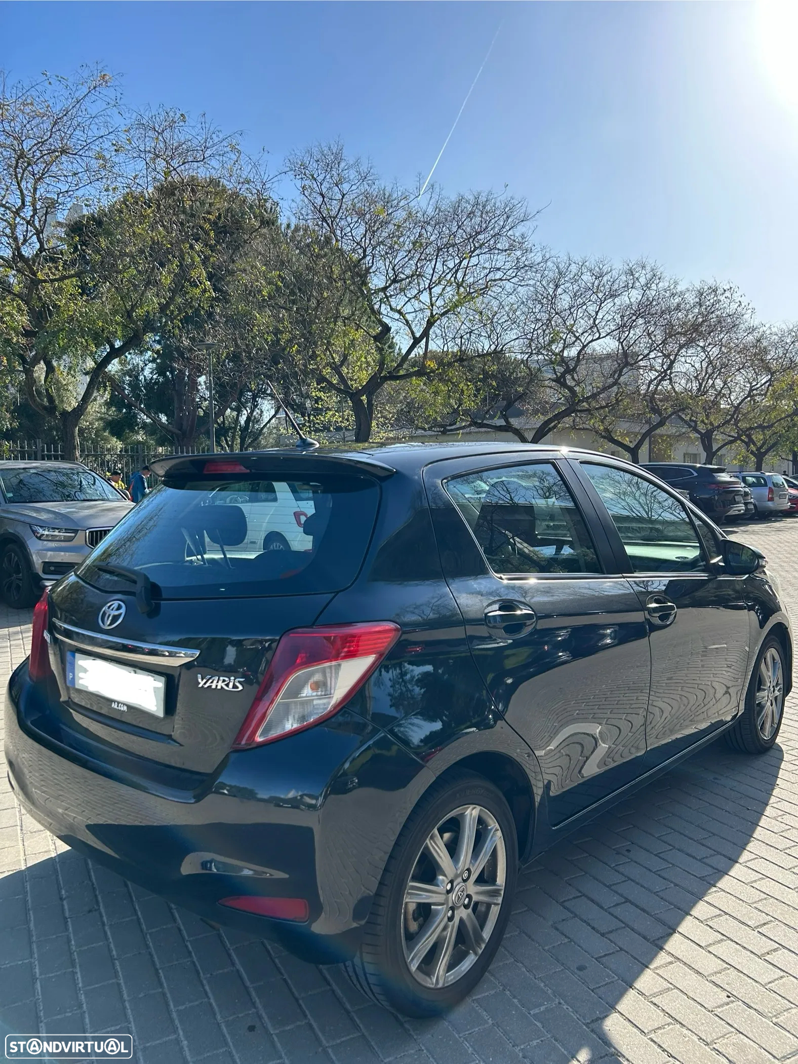 Toyota Yaris - 10
