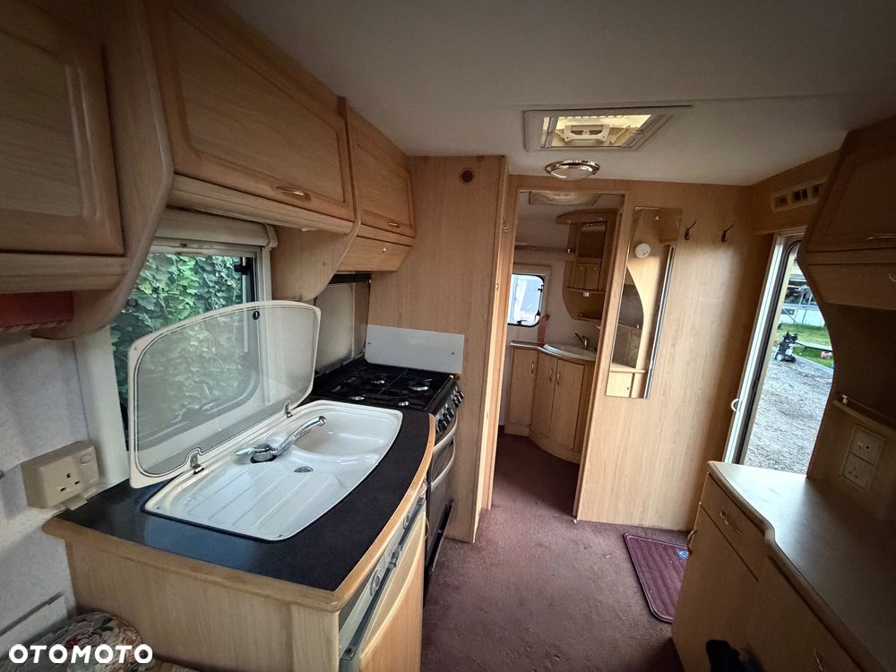 SWIFT Abbey Vogue gts - 7