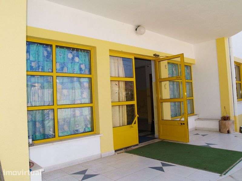 Moradia com Lic. comercial-Escola - Grande imagem: 3/3