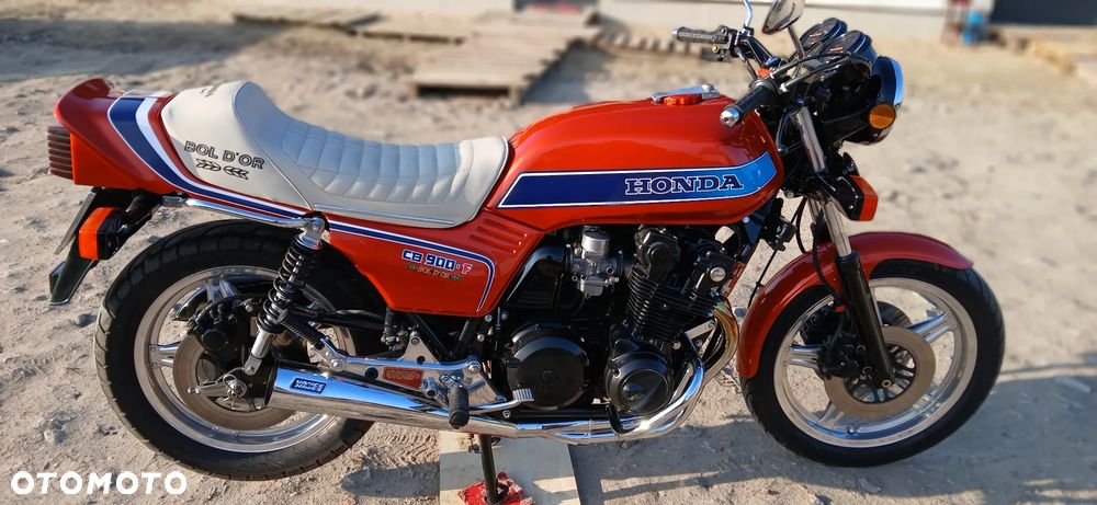 Honda CB - 9