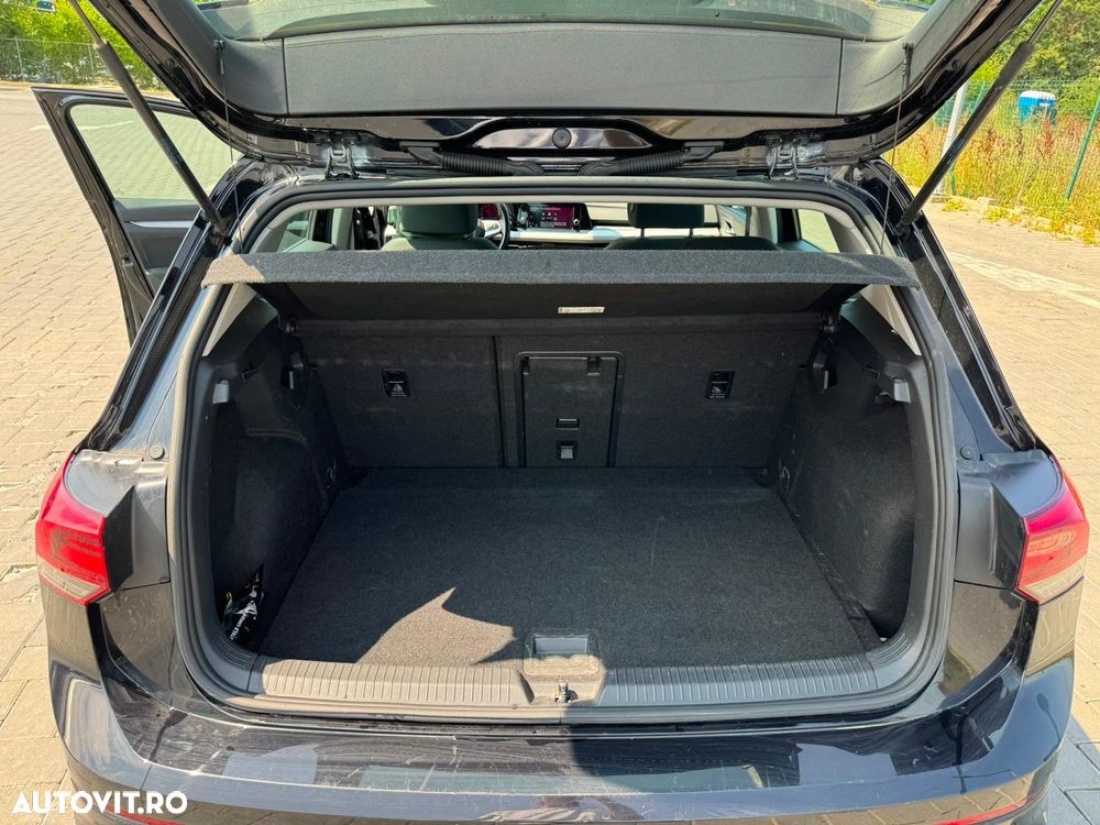 Volkswagen Golf - 17