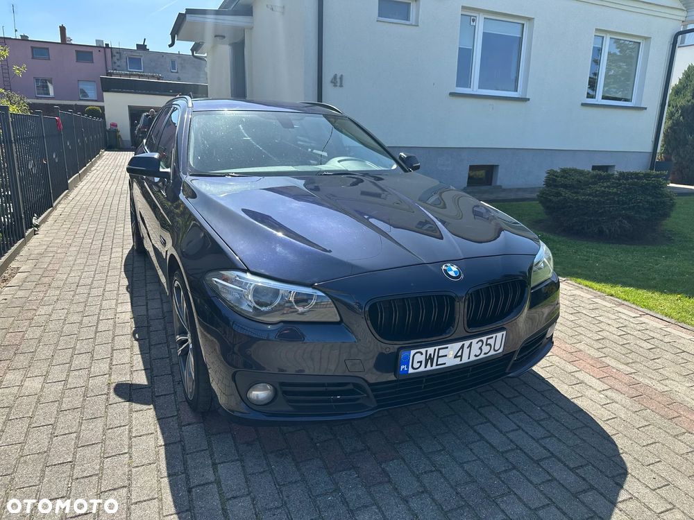 BMW Seria 5 520d Touring - 9