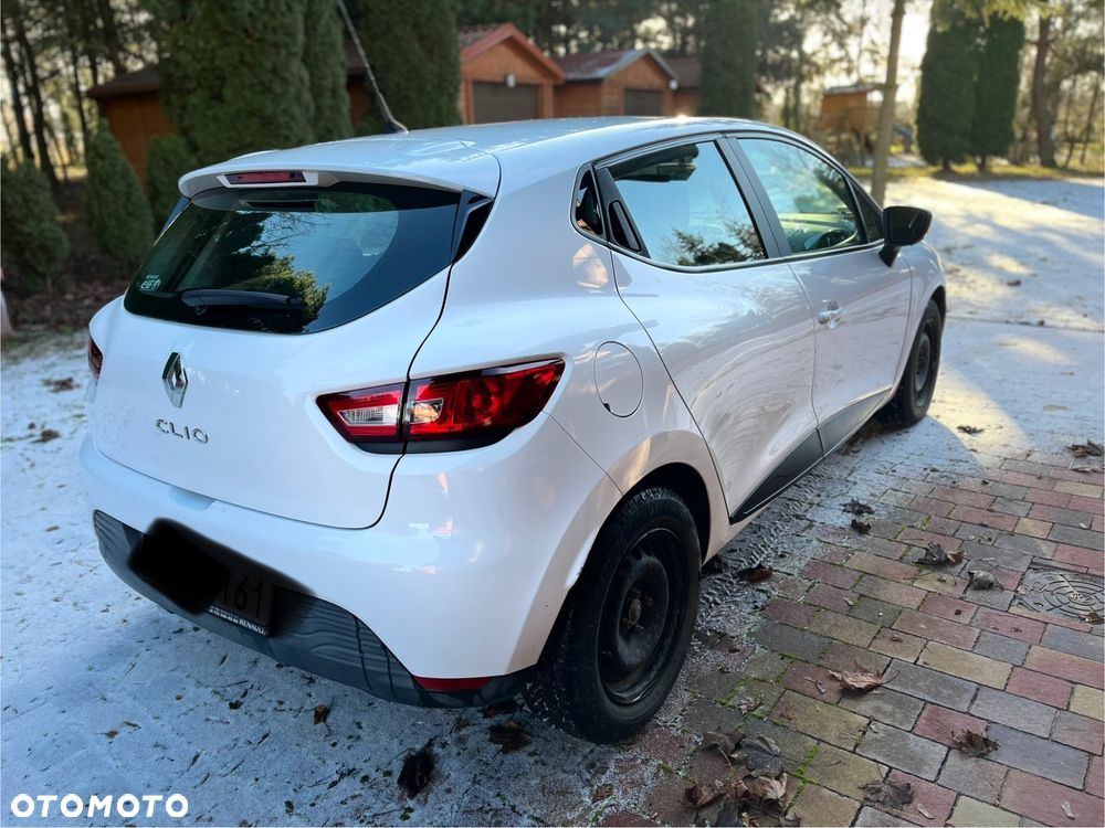 Renault Clio 1.2 16V Life - 10