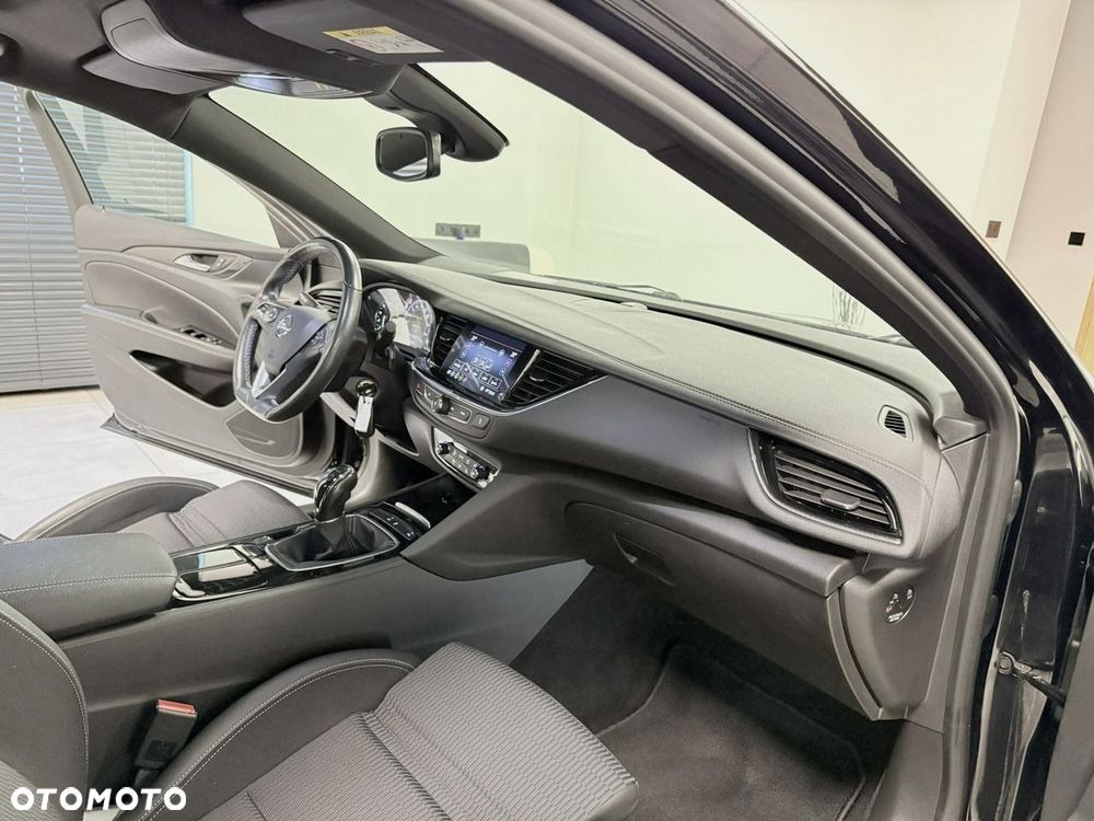 Opel Insignia - 26