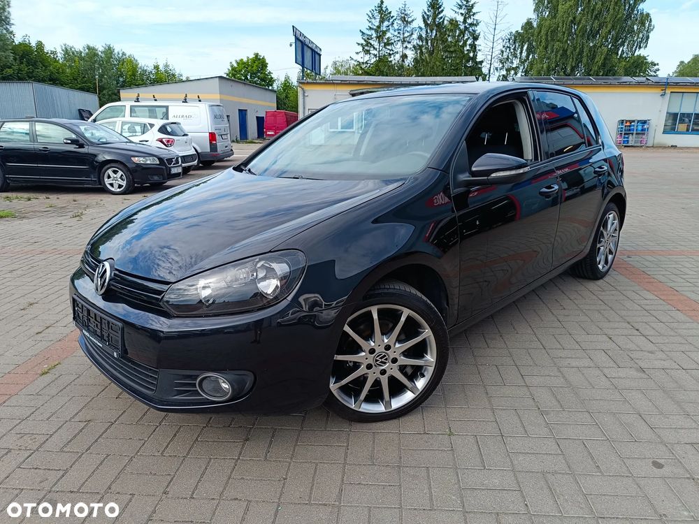 Volkswagen Golf - 2