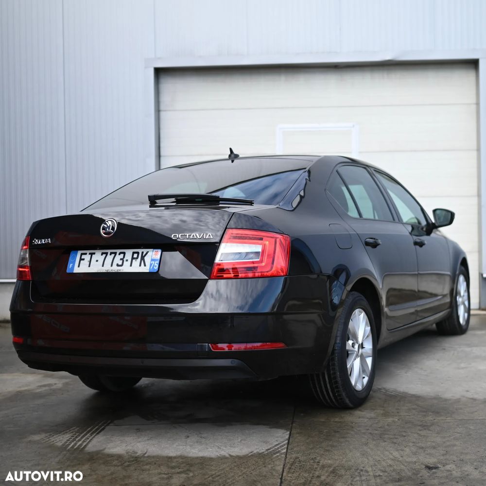Skoda Octavia - 2