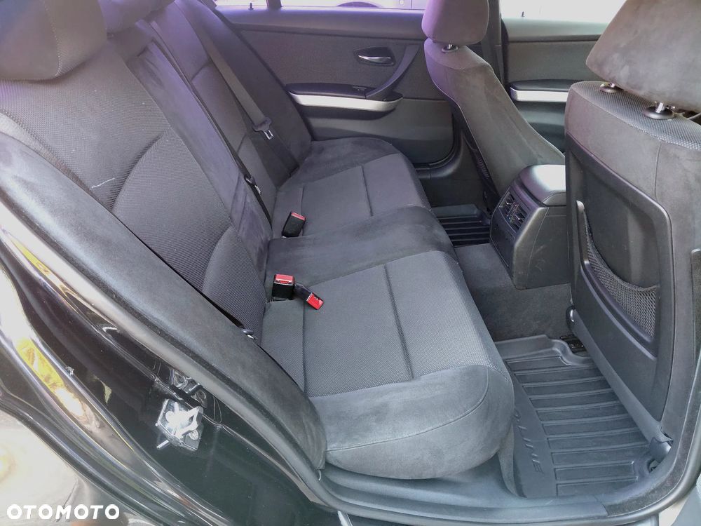 BMW Seria 3 318i - 14