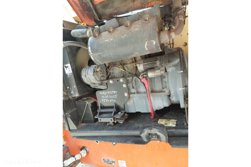 JLG 860 SJ - 16