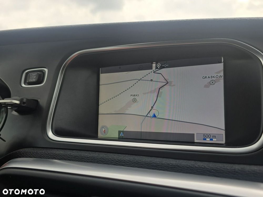 Volvo V40 - 23