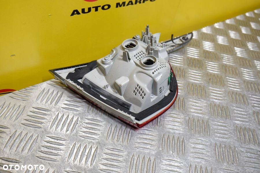 BUICK VERANO 2011- LAMPA KLAPY TYŁ PRAWA TYLNA USA - 9
