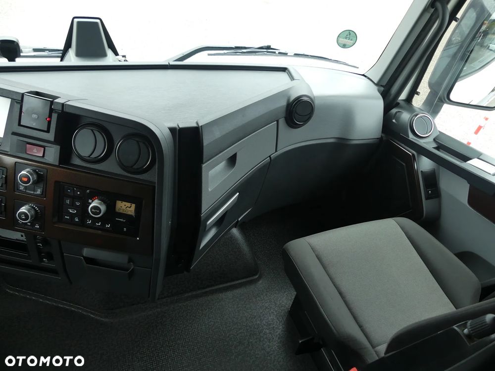 Renault T440 6x2 / FIRANKA 8.10m / EURO 6 / KLIMATYZACJA POSTOJOWA / - 35